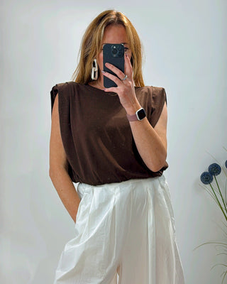 Serena Brown T top 'brown' ''