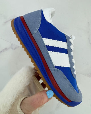 Zola Trainers ‘Blue’