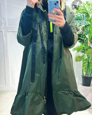 Zelda Frill Raincoat ‘Khaki’