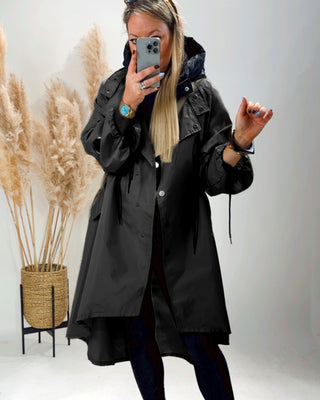 Saffron Raincoat 'Black'