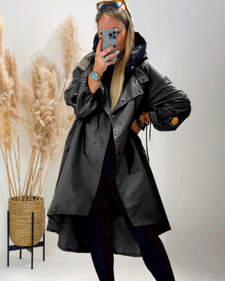 Saffron Raincoat 'Black'