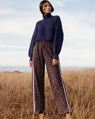 Mia Sweatpants Baby Pink Stripes 'Leopard Print'