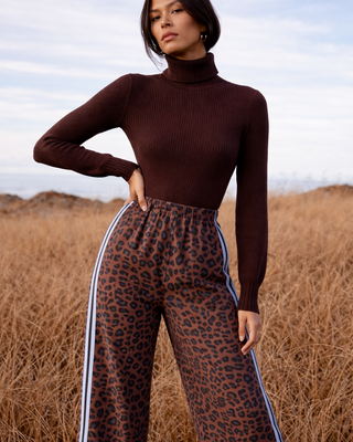 Mia Sweatpants Baby Blue Stripes 'Leopard Print'