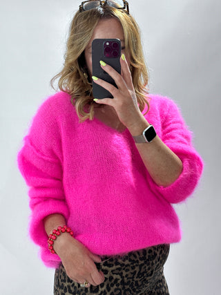 Finola Kid Mohair V-Neck Jumper 'Neon Pink'