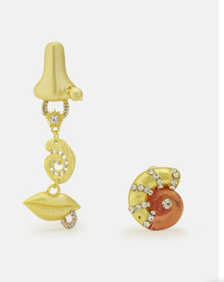Shell and Nose Earrings Gold/