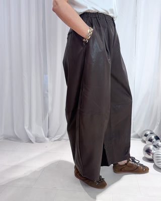 Isadora Vegan Leather Barrel Leg Trousers 'Brown'