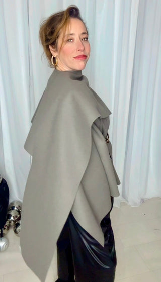 Sophia Cape Coat 'Beige'