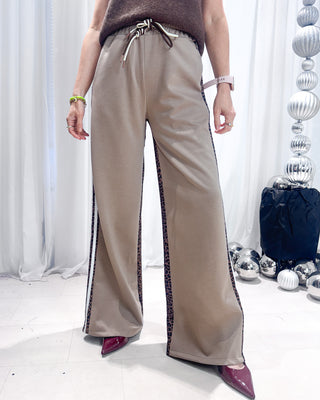 Emily Trackpants 'Leopard & Beige'