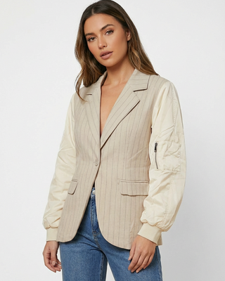 Iris Pinstripe Blazer 'Beige'