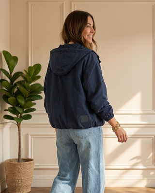 Wander Hooded Jacket 'Navy' LIVE 8/10