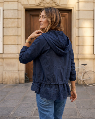 Thea Lace Rain Jacket 'Navy' LIVE 8/10